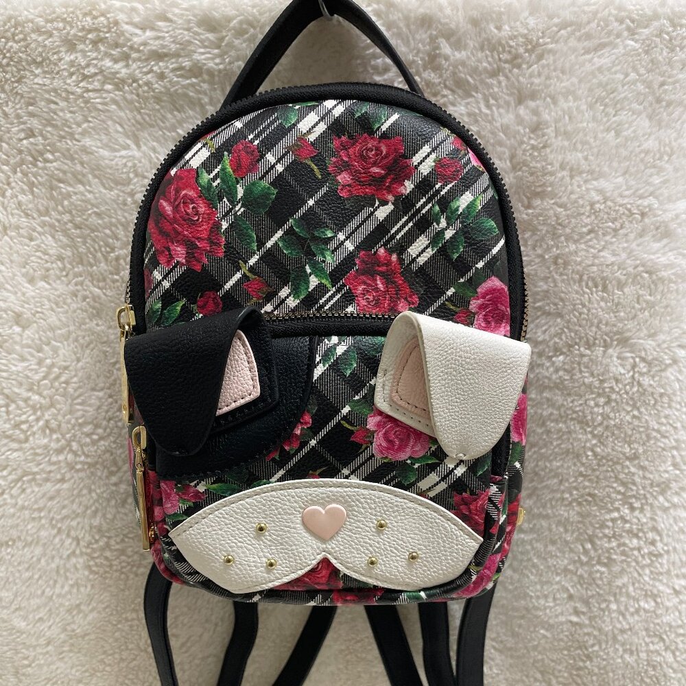 Betsy Johnson Blk/Wht Plaid w/Red Roses Dog Face Mini Backpack w/Card Case